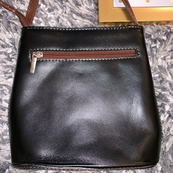 VERA PELLE Two-Tone Italian Leather Crossbody Bag - Picture 2 of 6